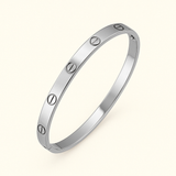 Eloura™ Elegant Golden Band