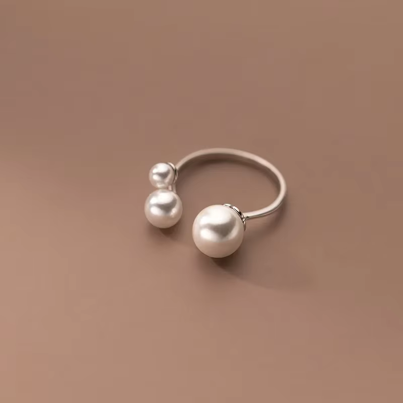 Eloura™ Adjustable Triple Freshwater Pearl Ring