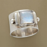 Eloura™ Vintage Ring with Cubic Moon Crystal